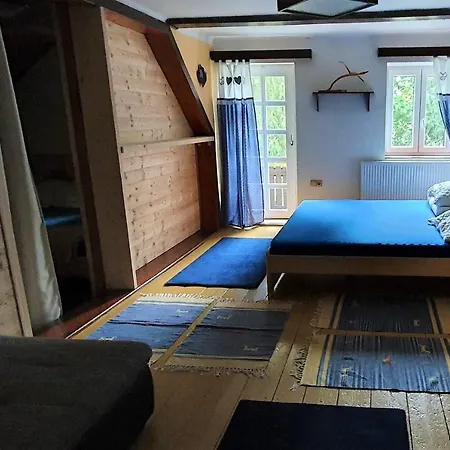 Pod Lípou Apartamento *